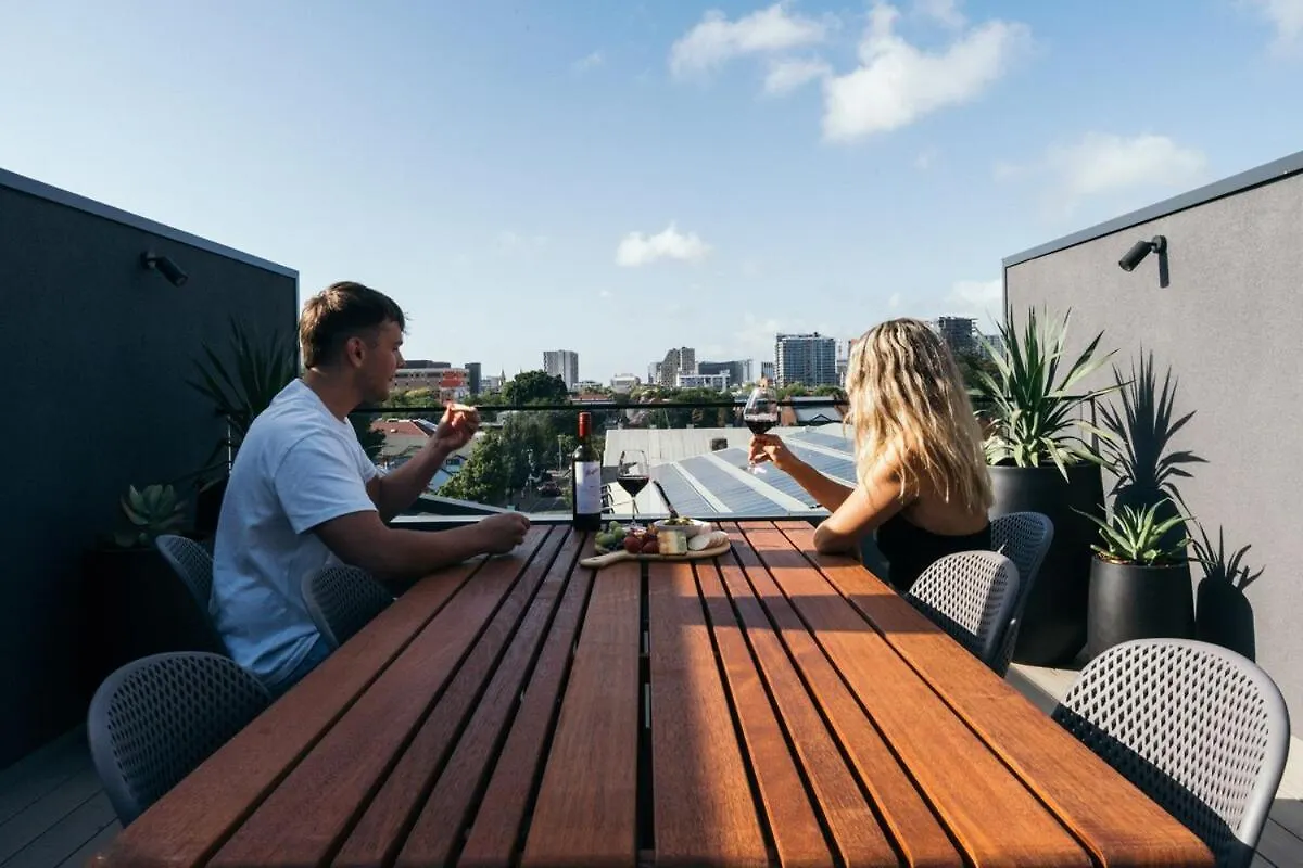 Lusso - Rooftop Views 3Br 3Bth 4 Level Townhouse Adelaide Nyaraló