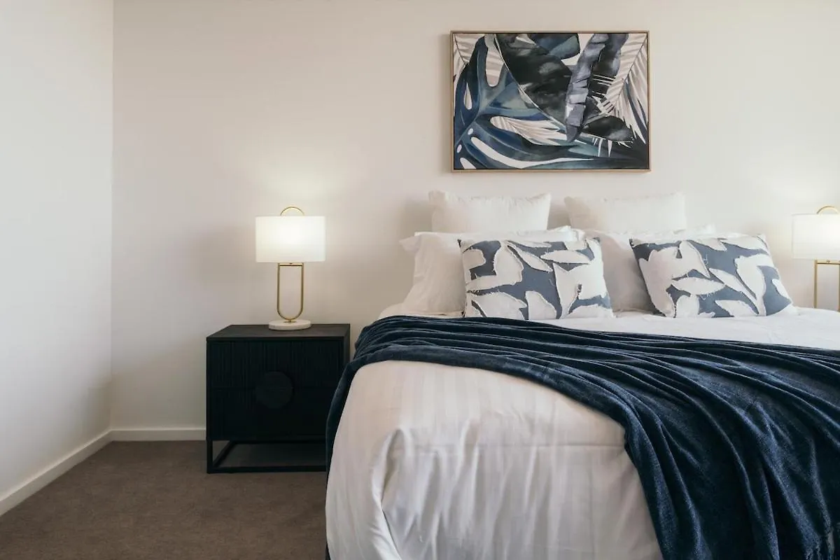 Lusso - Rooftop Views 3Br 3Bth 4 Level Townhouse Adelaide 0*,  Ausztrália